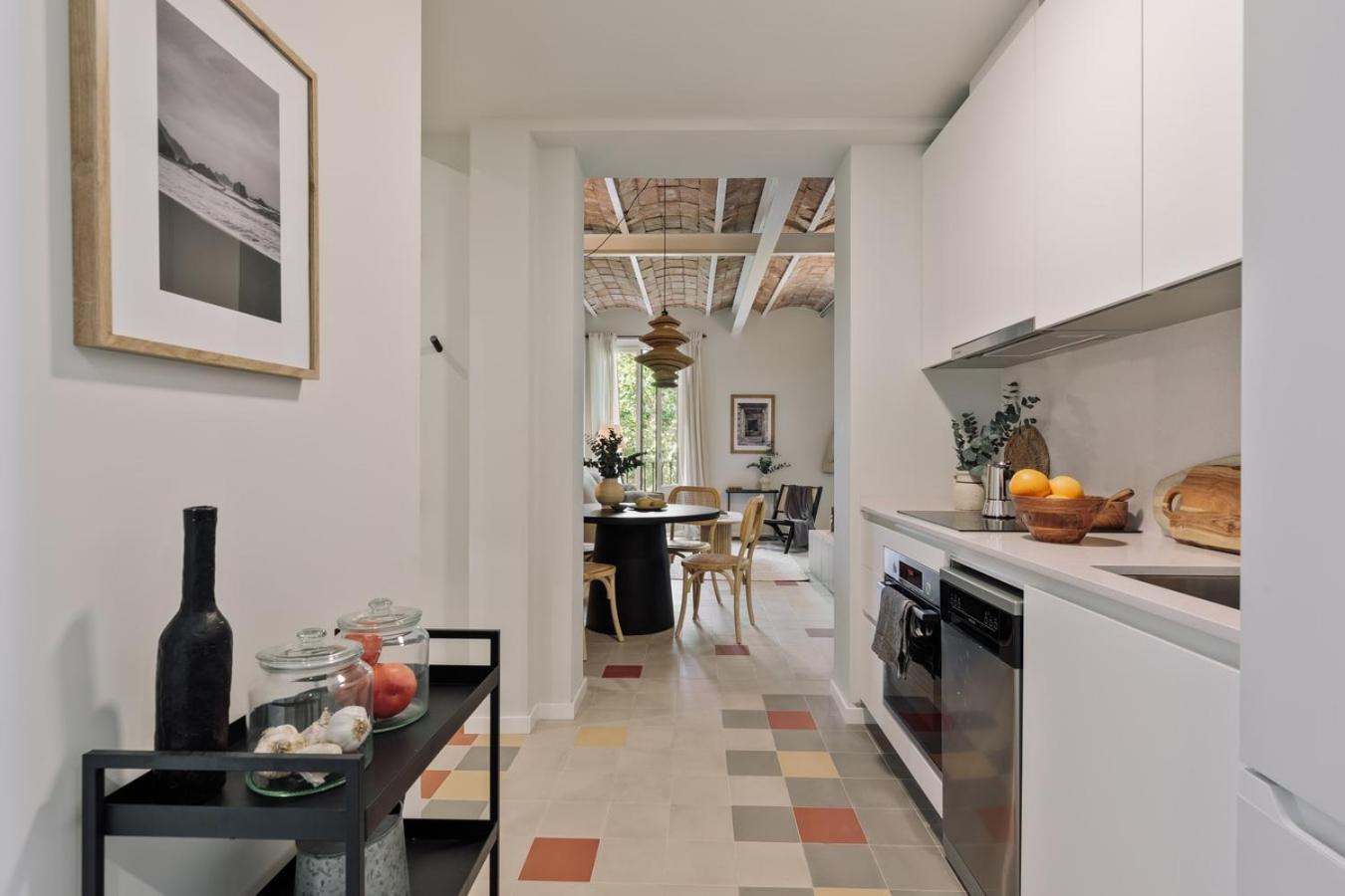 Nal - 2 Bedrooms, Office And Balcony In Eixample Dreta Lejlighed Barcelona